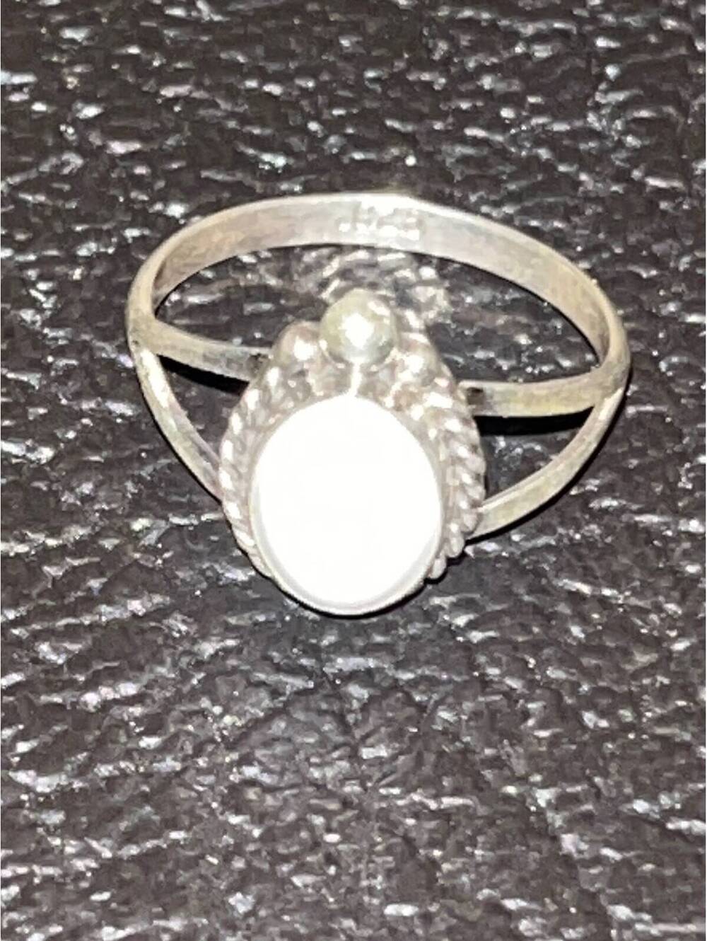 Navajo handmade white buffalo sterling silver inlay ring size 8.5 natural